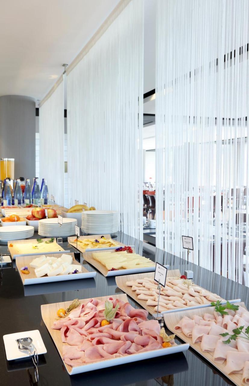 Eurostars Madrid Congress Hotel Alcobendas Eksteriør billede
